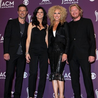 2012 ACM Awards - Press Room