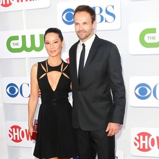 Lucy Liu, Jonny Lee Miller in CBS Showtime's CW Summer 2012 Press Tour - Arrivals