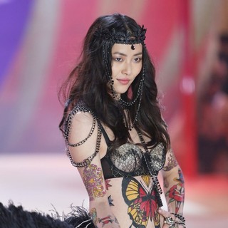 Liu Wen in The 2012 Victoria's Secret Fashion Show - Inside