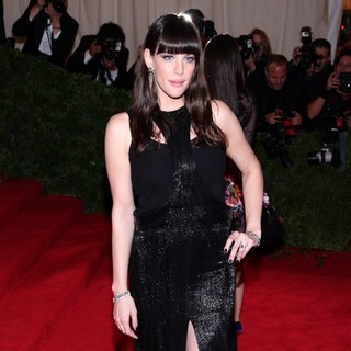 Liv Tyler in Schiaparelli and Prada Impossible Conversations Costume Institute Gala