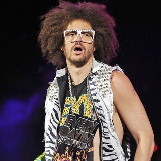 LMFAO in B96 Sobe Lifewater Jingle Bash