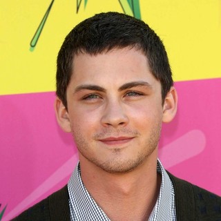 Logan Lerman in Nickelodeon's 26th Annual Kids' Choice Awards - Arrivals