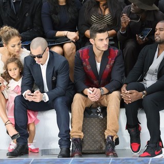 Jennifer Lopez, Emme Anthony, Casper Smart, Baptiste Giabiconi, Kanye West in Paris Fashion Week Spring-Summer 2013 - Chanel - Front Row
