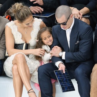 Jennifer Lopez, Emme Anthony, Casper Smart in Paris Fashion Week Spring-Summer 2013 - Chanel - Front Row
