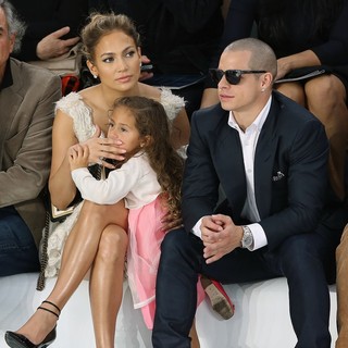 Jennifer Lopez, Emme Anthony, Casper Smart in Paris Fashion Week Spring-Summer 2013 - Chanel - Front Row