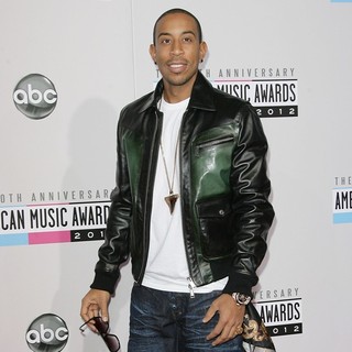 The 40th Anniversary American Music Awards - Arrivals