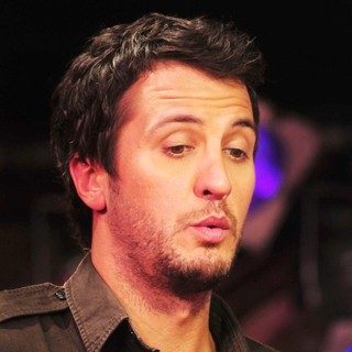 Luke Bryan in 46th Annual CMA Awards Nominations
