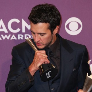 48th Annual ACM Awards - Press Room