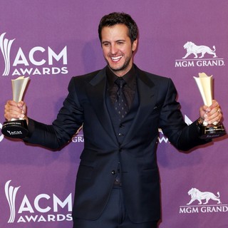 48th Annual ACM Awards - Press Room