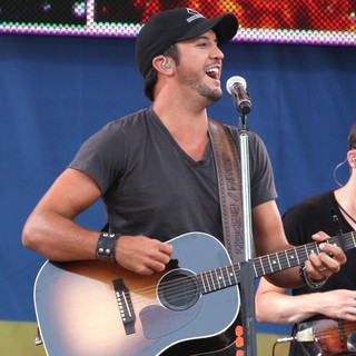 Luke Bryan in Luke Bryan Performs Live as Part of Good Morning America's Summer Concert Series
