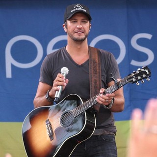 Luke Bryan in Luke Bryan Performs Live as Part of Good Morning America's Summer Concert Series