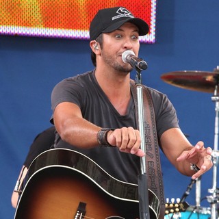 Luke Bryan in Luke Bryan Performs Live as Part of Good Morning America's Summer Concert Series