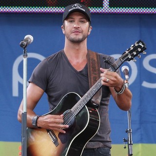 Luke Bryan in Luke Bryan Performs Live as Part of Good Morning America's Summer Concert Series