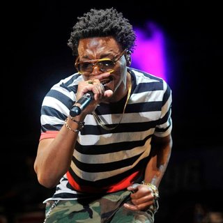 Lupe Fiasco in B96 Pepsi SummerBash 2011