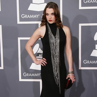 Lzzy Hale, Halestorm in 55th Annual GRAMMY Awards - Arrivals