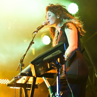 Morgan Kibby, M83 in M83 Performing Live