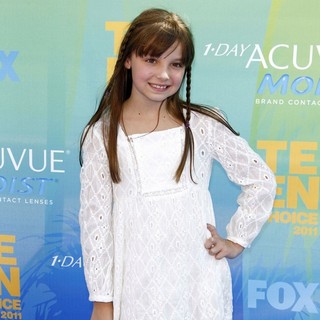 Mackenzie Aladjem in 2011 Teen Choice Awards