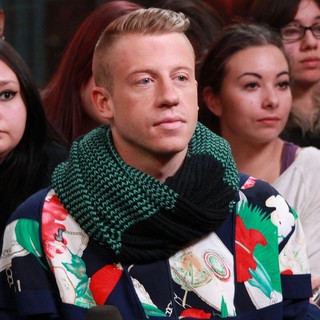 Macklemore in Macklemore and Ryan Lewis Appear on Much Music's New.Music.Live