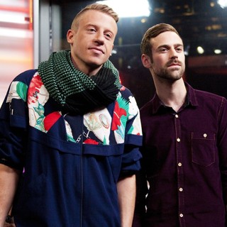 Macklemore and Ryan Lewis Appear on Much Music's New.Music.Live