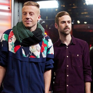 Macklemore and Ryan Lewis Appear on Much Music's New.Music.Live
