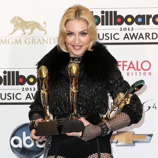 2013 Billboard Music Awards - Press Room