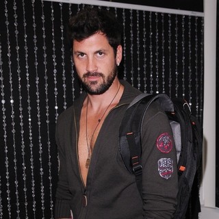 Maksim Chmerkovskiy in Season 13 Dancing With The Stars Behind The Scenes Celebrity Lounge by Social Hill