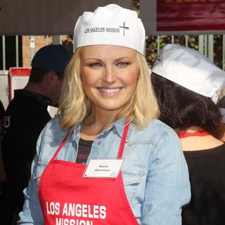 Malin Akerman in The Los Angeles Mission's Thanksgiving for Skid Row Homeless