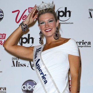 Mallory Hagan in 2013 Miss America Mallory Hagan Holds Her First Press Conference