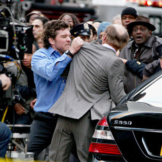 Sam Worthington, Ed Harris in Shooting on Location for 'Man on a Ledge'