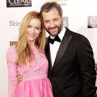 Leslie Mann in 18th Annual Critics' Choice Movie Awards - mann-apatow-18th-annual-critics-choice-movie-awards-01