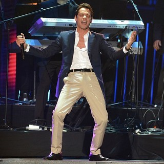 Marc Anthony in Billboard Latin Music Awards 2012 - Show