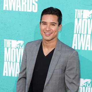 Mario Lopez in 2012 MTV Movie Awards - Arrivals