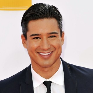 Mario Lopez in 64th Annual Primetime Emmy Awards - Arrivals