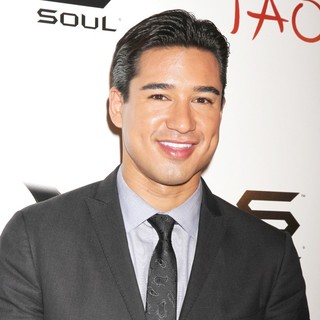 Mario Lopez in Mario Lopez Celebrates His Bachelor Party