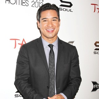 Mario Lopez in Mario Lopez Celebrates His Bachelor Party