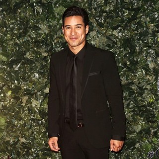 Mario Lopez in QVC Red Carpet Style - Arrivals