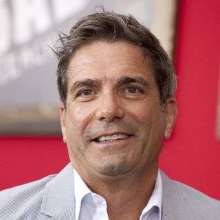 Mario Singer in World Premiere of Bad Teacher - Arrivals
