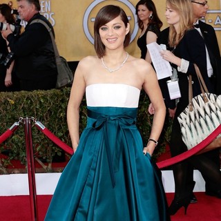 Marion Cotillard in 19th Annual Screen Actors Guild Awards - Arrivals