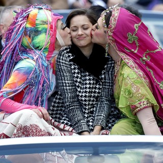 Marion Cotillard in Harvard University's Hasty Pudding Theatricals 2013 Woman of The Year Parade Ceremony