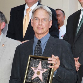 Mark Harmon in Mark Harmon Is Honored with A Hollywood Star on The Hollywood Walk of Fame