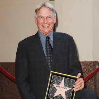 Mark Harmon in Mark Harmon Is Honored with A Hollywood Star on The Hollywood Walk of Fame