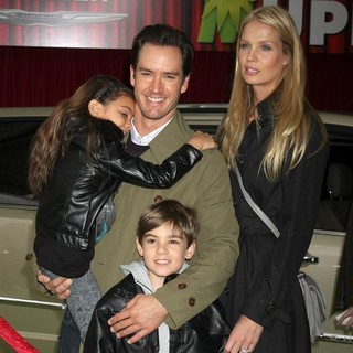 Mark-Paul Gosselaar in The Premiere of Walt Disney Pictures' The Muppets - Arrivals