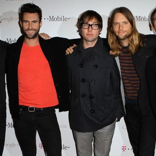 Maroon 5 in Celebrity Magenta Carpet Arrivals at The Launch Party for Google Music Available on T-Mobile