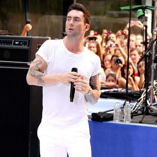 Adam Levine, Maroon 5 in Maroon 5 Perform Live as Part of The Today' Show's Concert Series