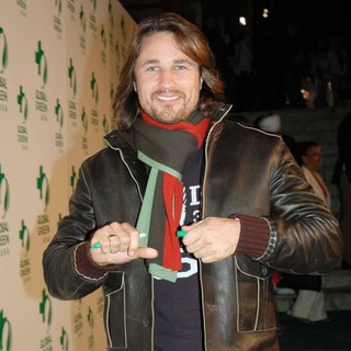 Martin Henderson in Rock The Earth Pre-Oscar Party