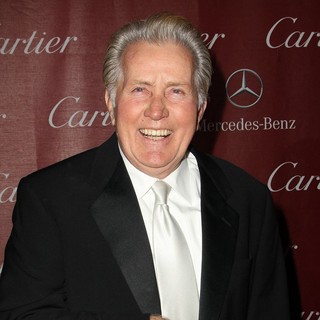 Martin Sheen in 24th Annual Palm Springs International Film Festival Awards Gala - Red Carpet