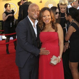 J.R. Martinez, Diana Jones in The 18th Annual Screen Actors Guild Awards - Arrivals
