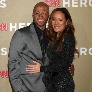 J.R. Martinez, Diana Jones in 2011 CNN Heroes: An All-Star Tribute