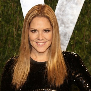 Mary McCormack in 2013 Vanity Fair Oscar Party - Arrivals - mary-mccormack-2013-vanity-fair-oscar-party-01