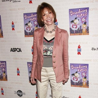 Broadway Barks: The 12th Annual Dog and Cat Adopt-a-thon
